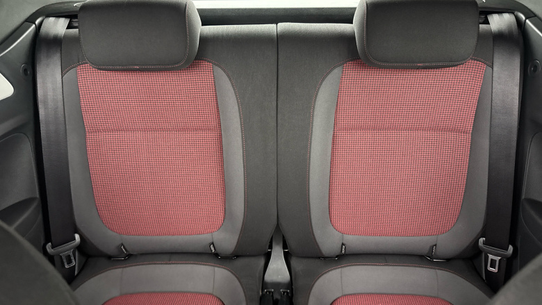 Volkswagen Beetle 1.6 TDI BlueMotion Tech Design 2dr Diesel Cabriolet